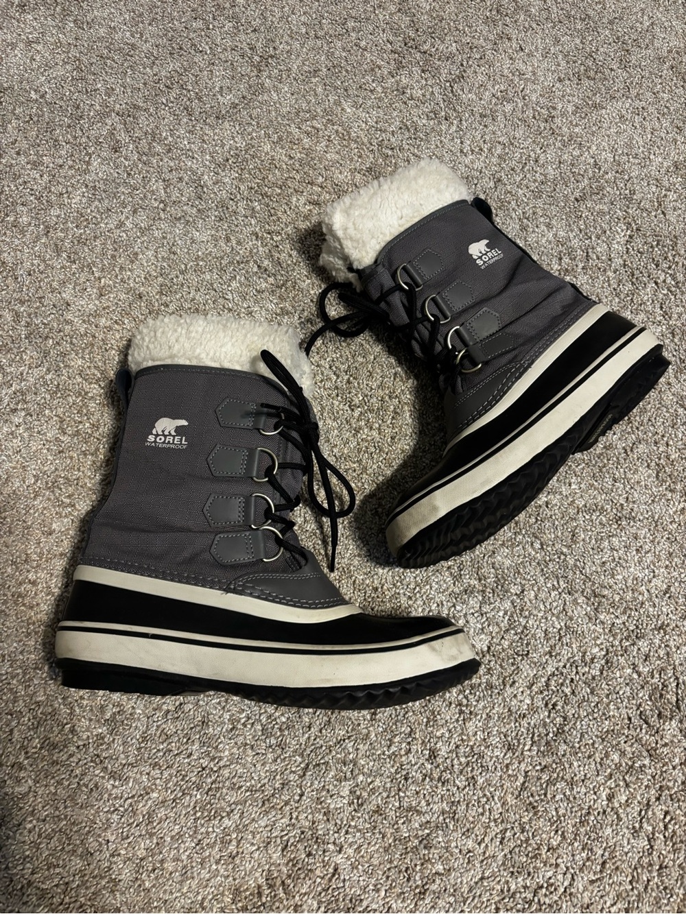 Sorel Women’s Gray Lace-Up Faux Fur Winter Boots